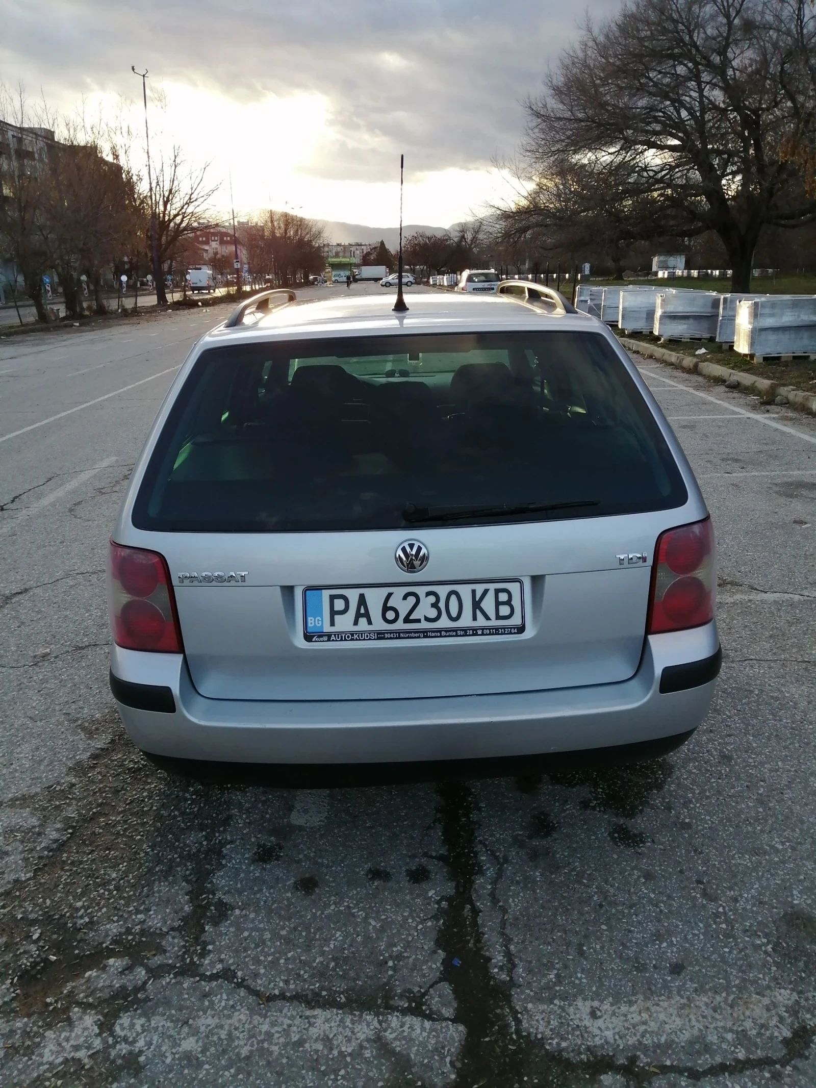 VW Passat 1.9 131 - изображение 5