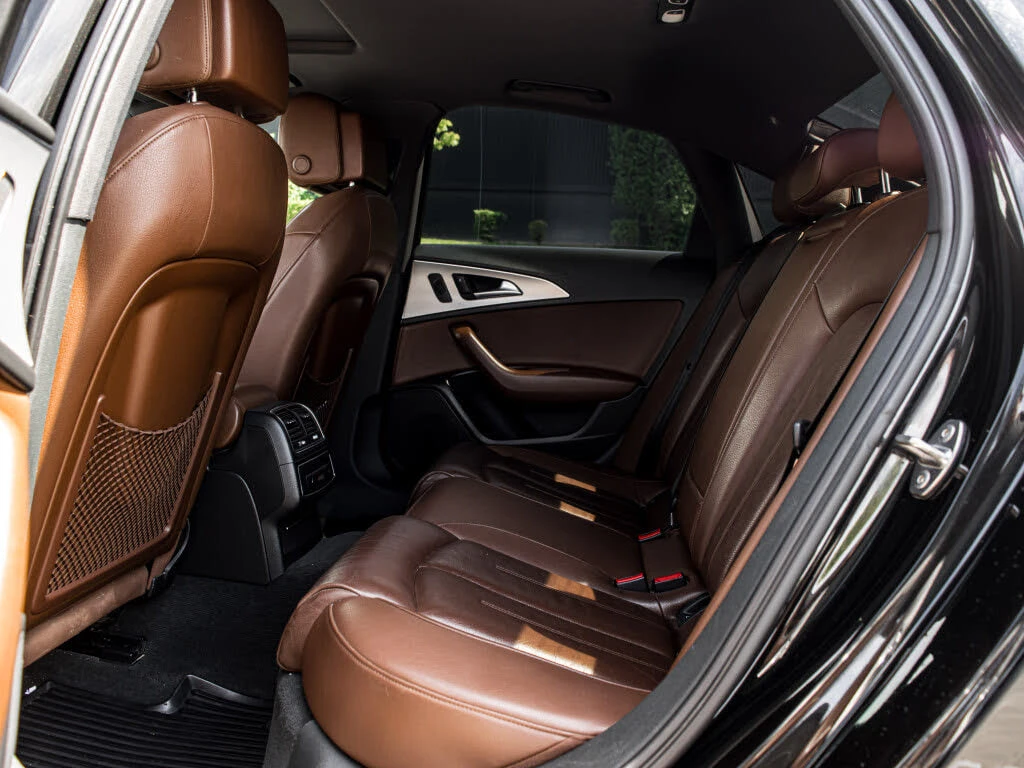 Audi A6 * АВТО КРЕДИТ* ЦЕНА ДО БГ * СЕРВИЗНА ИСТОРИЯ *  - изображение 9