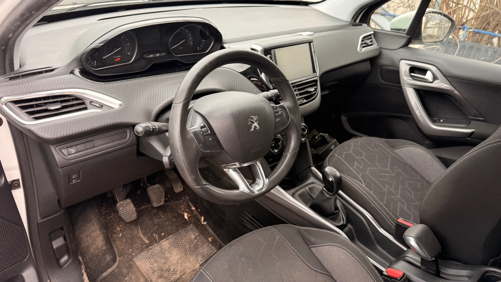Peugeot 2008 1.6 HDI Euro6B | Mobile.bg � ����������� 11