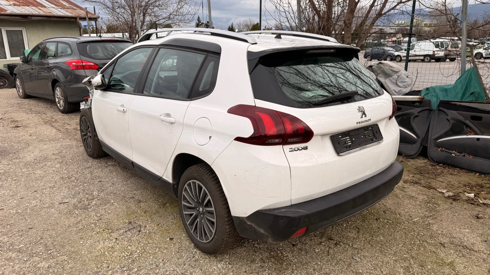 Peugeot 2008 1.6 HDI Euro6B | Mobile.bg � ����������� 5