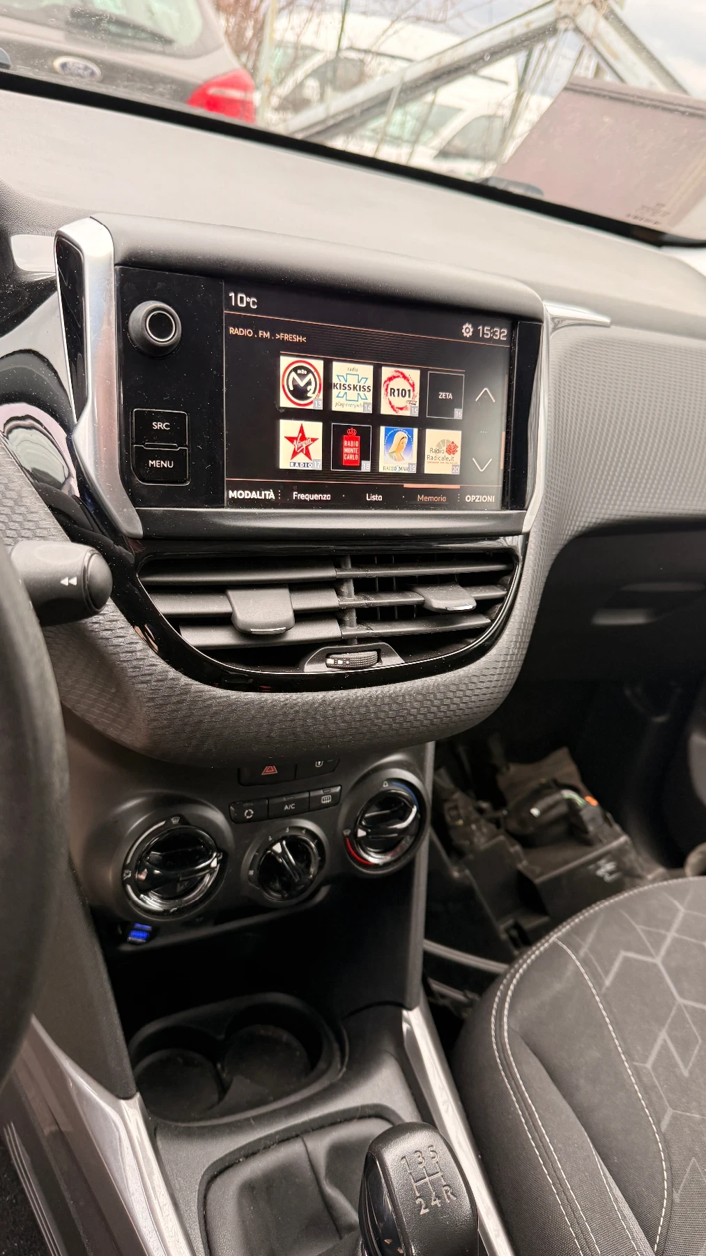 Peugeot 2008 1.6 HDI Euro6B | Mobile.bg � ����������� 12