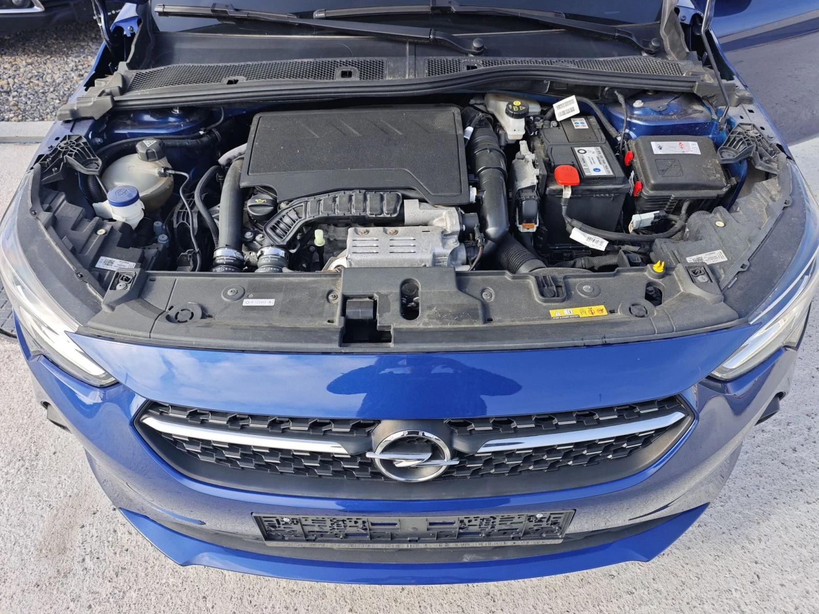 Opel Corsa 1.2 Turbo 101HP, снимка 14 - Автомобили и джипове - 53582515