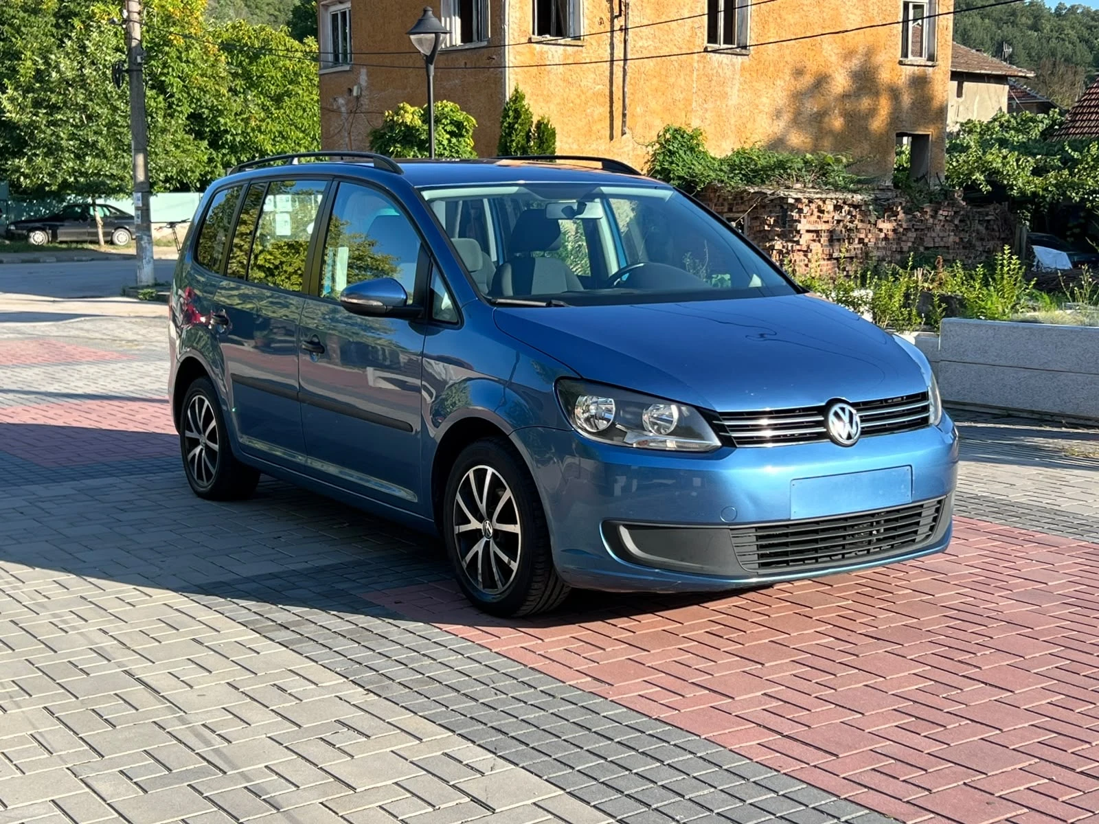 VW Touran НОВ ВНОС 7-Местен клина нави реал км