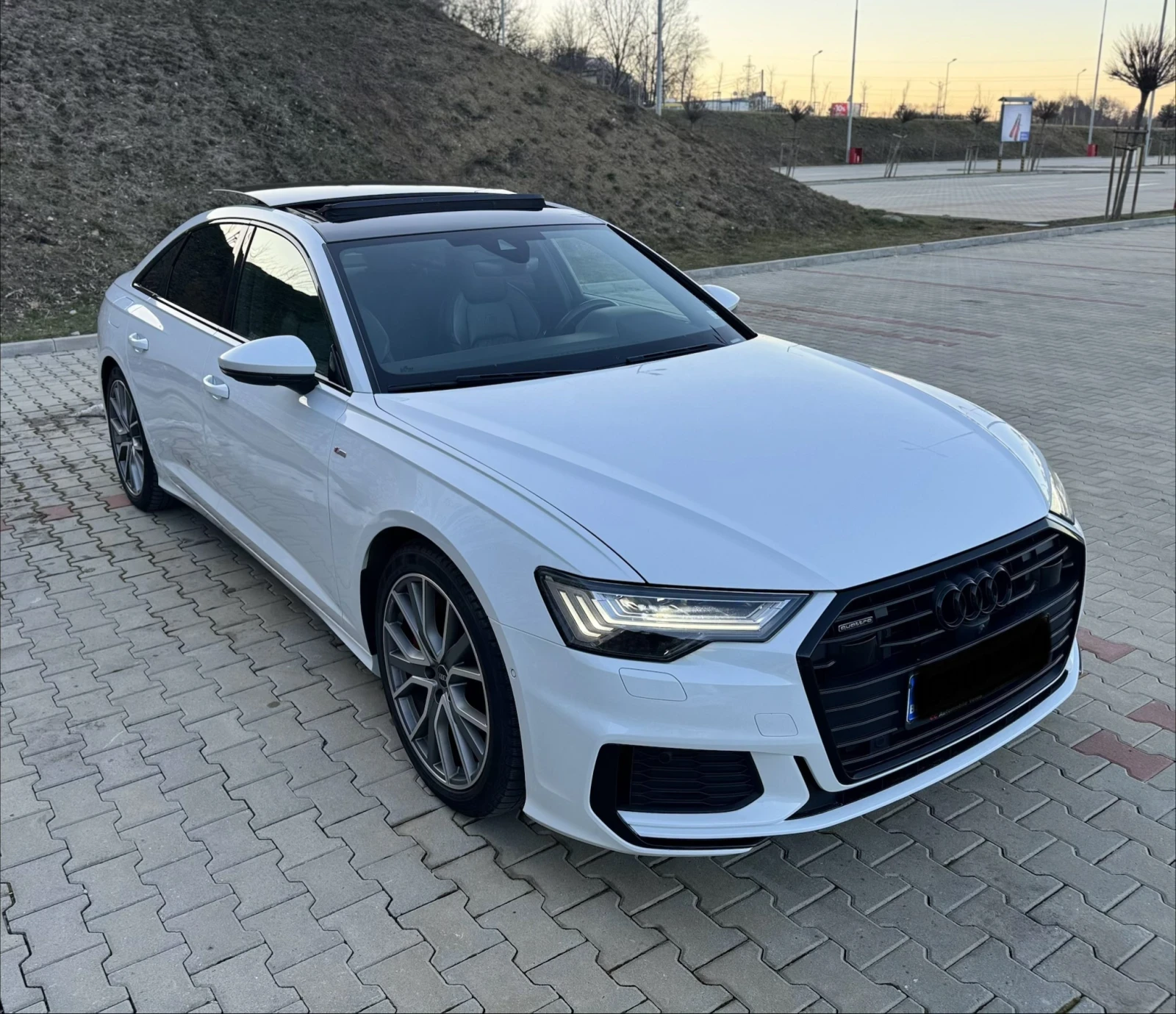Audi A6 55 TSFI e Quattro, Plug-in Hybrid - изображение 7
