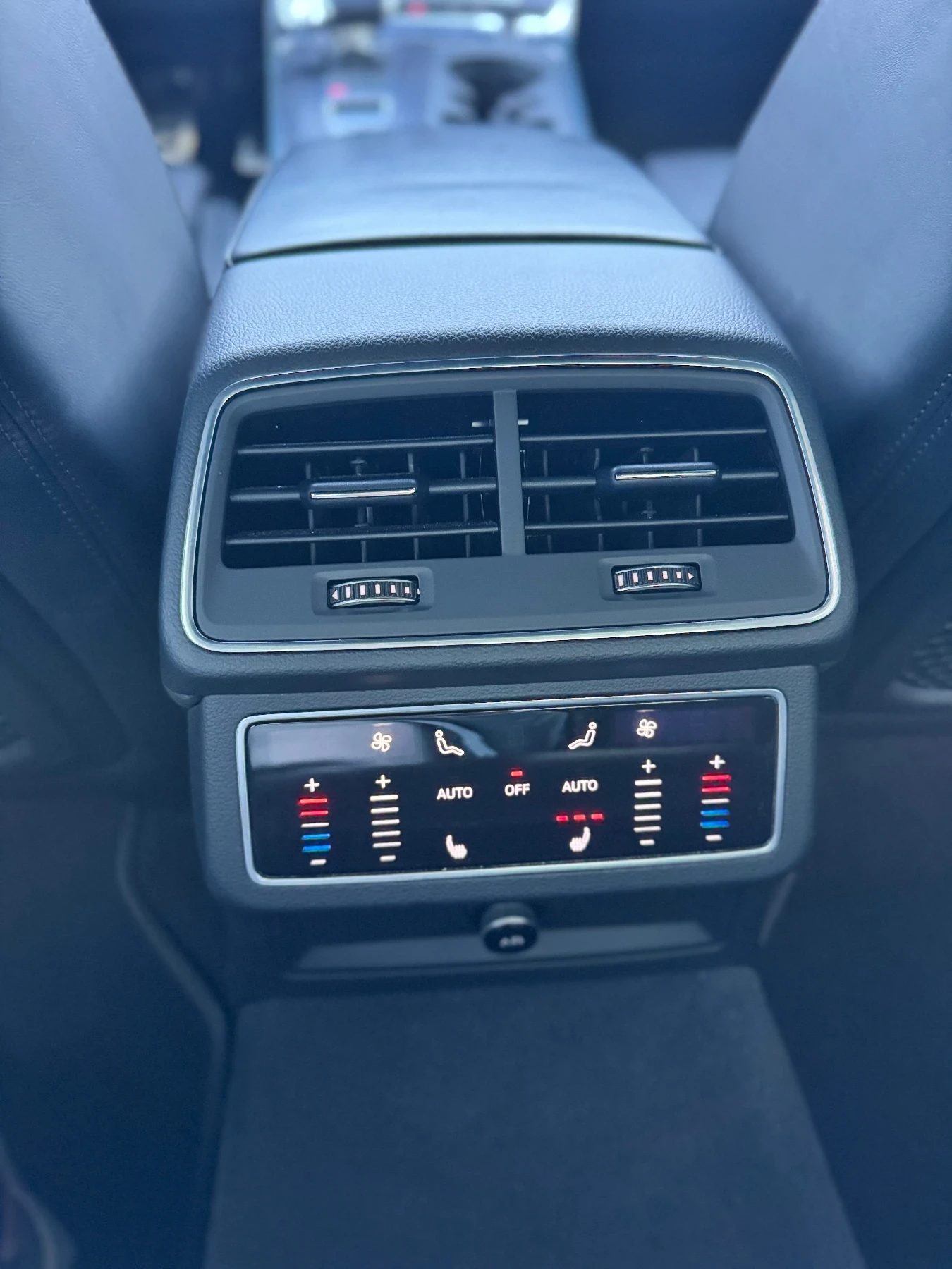 Audi A6 55 TSFI e Quattro, Plug-in Hybrid, снимка 16 - Автомобили и джипове - 53749404