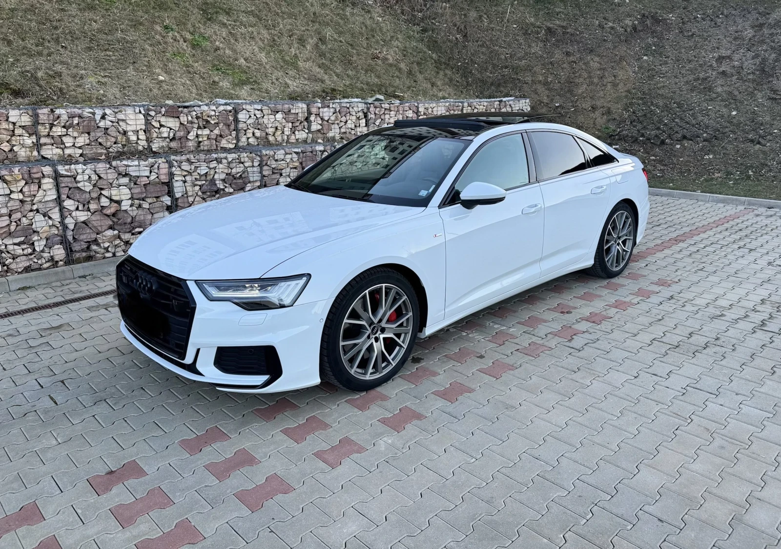 Audi A6 55 TSFI e Quattro, Plug-in Hybrid - изображение 6