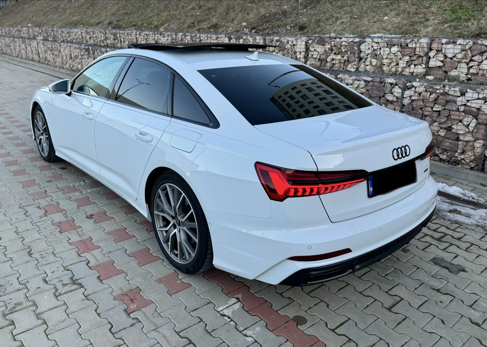 Audi A6 55 TSFI e Quattro, Plug-in Hybrid - изображение 9