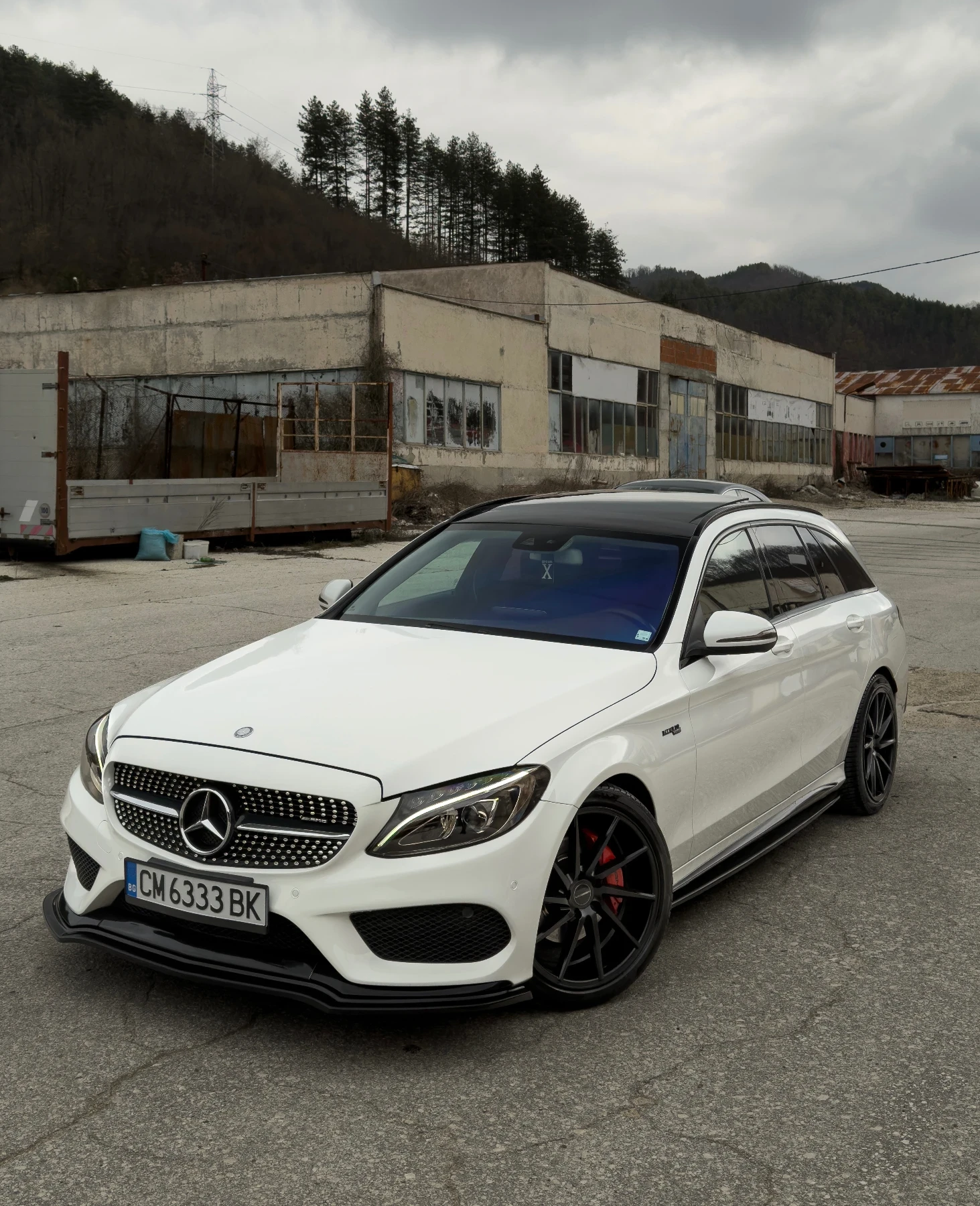 Mercedes-Benz C 220 AMG C43 PREMIUM NIGHT PACK , снимка 4 - Автомобили и джипове - 54185353
