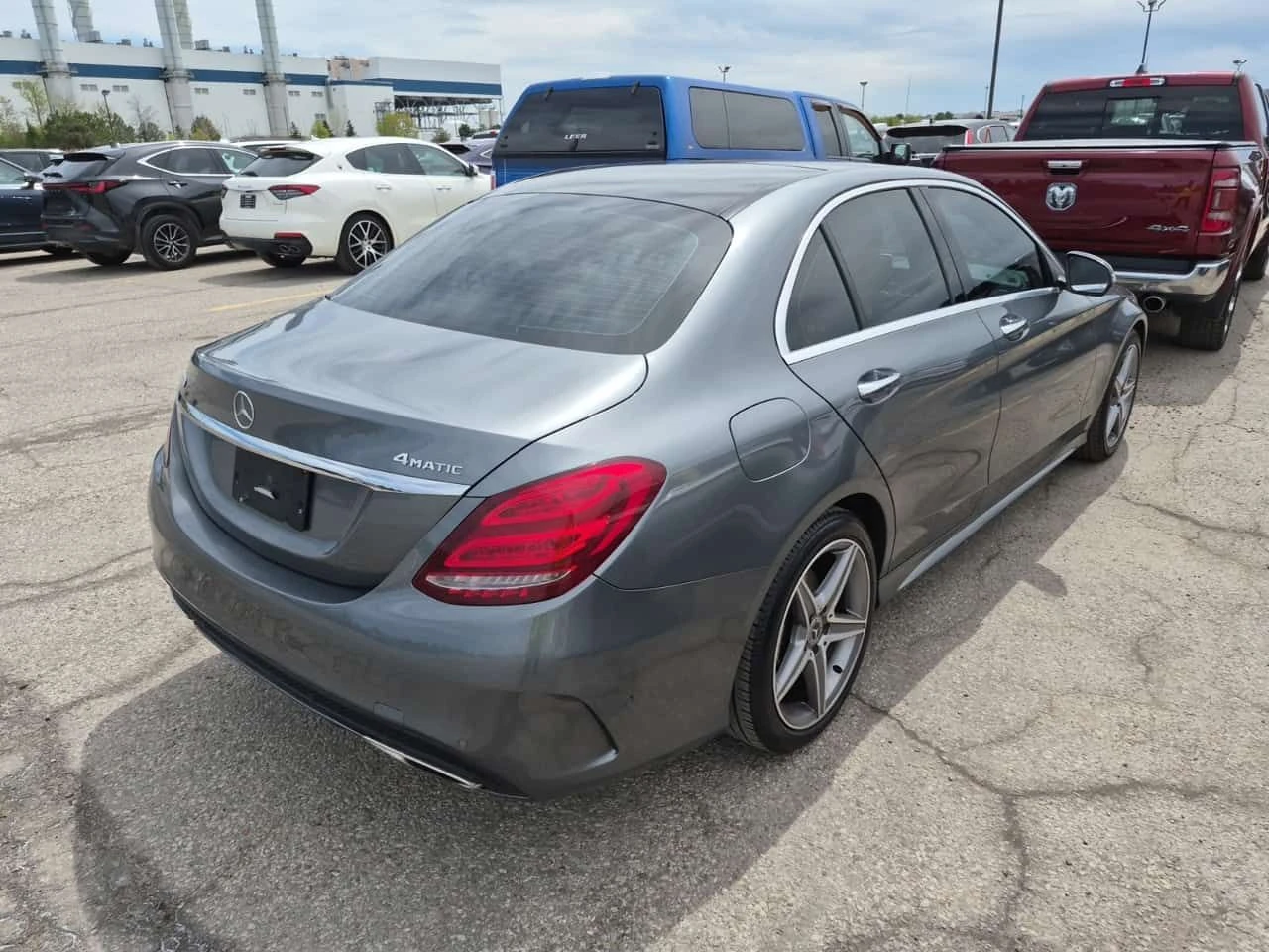 Mercedes-Benz C 300 АМГ ПАКЕТ/360/ПАНО/2 КЛЮЧА/CARFAX/ФИНАНСИРАНЕ , снимка 3 - Автомобили и джипове - 54577772