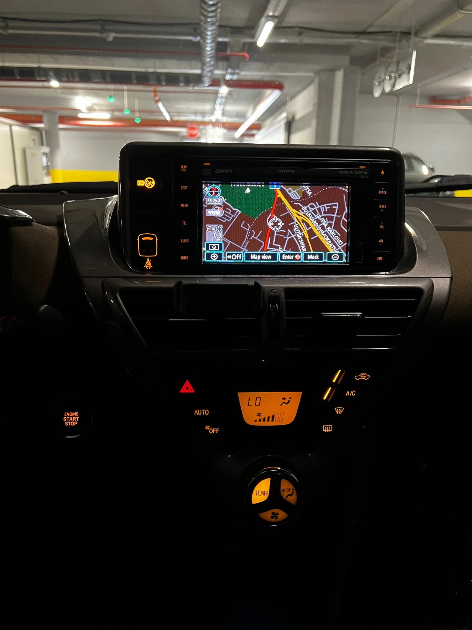 Toyota IQ, снимка 9 - Автомобили и джипове - 54784401