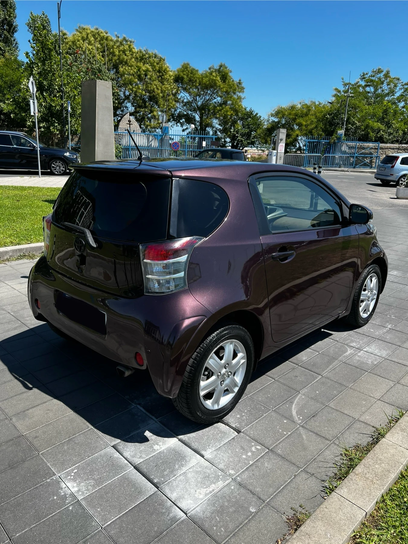 Toyota IQ, снимка 4 - Автомобили и джипове - 54784401