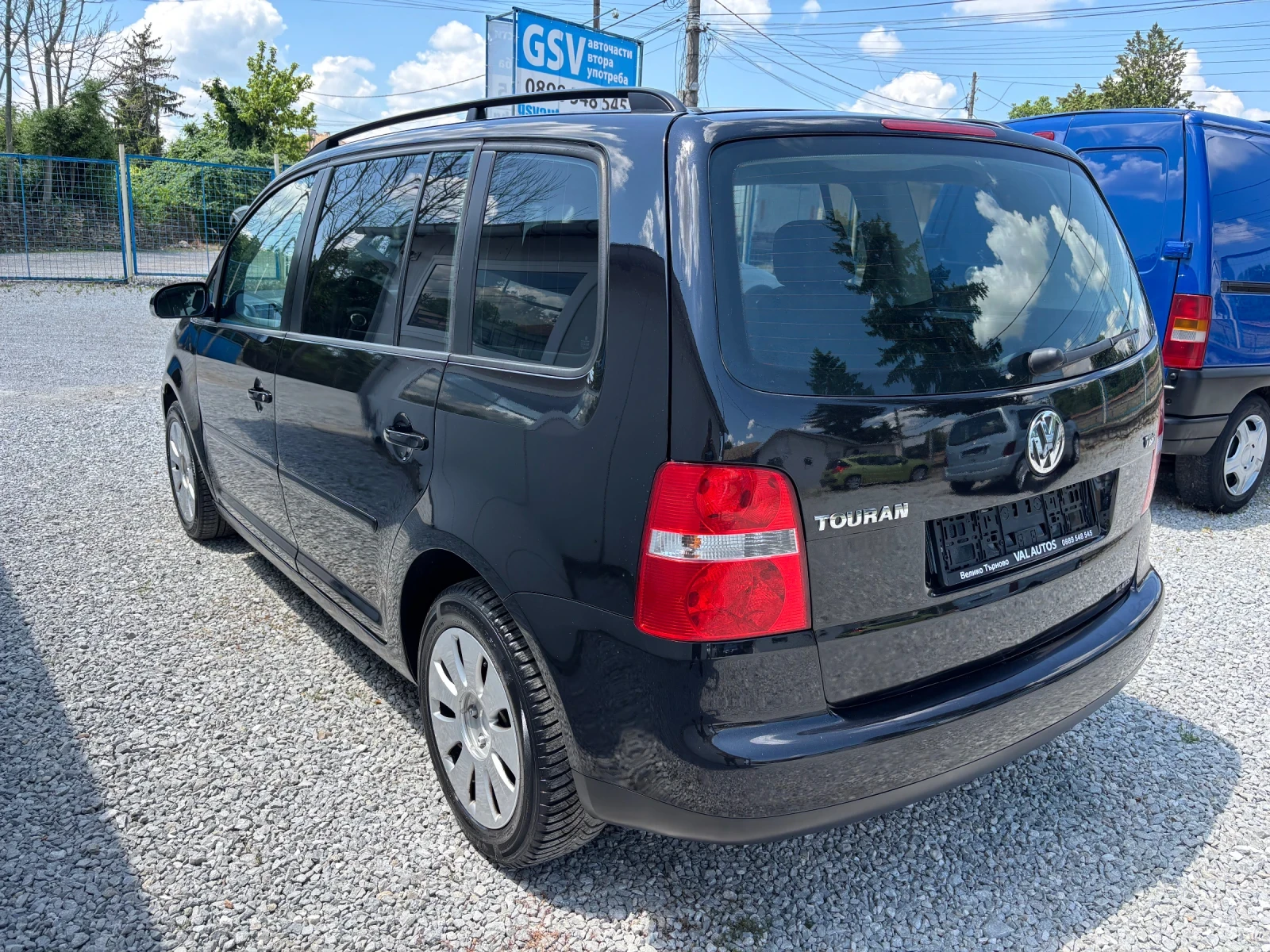 VW Touran 1.9ТDI 105 кс 6 Скорости NAVI Възможен бартер, снимка 5 - Автомобили и джипове - 55046632