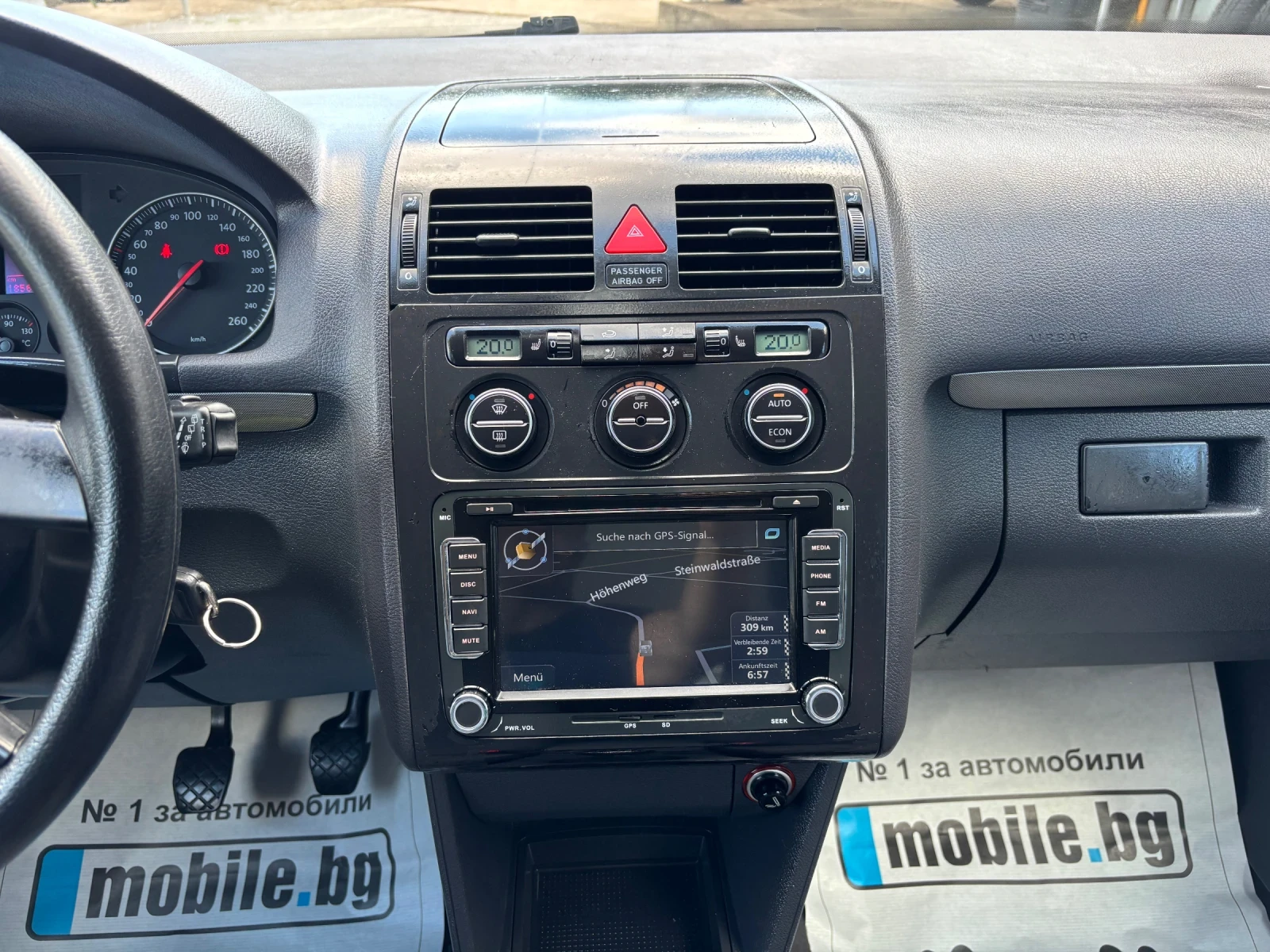 VW Touran 1.9ТDI 105 кс 6 Скорости NAVI Възможен бартер, снимка 13 - Автомобили и джипове - 55046632