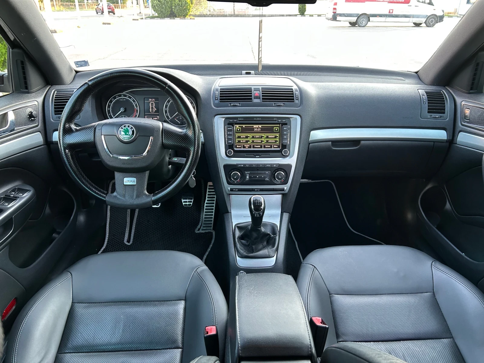 Skoda Octavia VRS, снимка 8 - Автомобили и джипове - 55391340