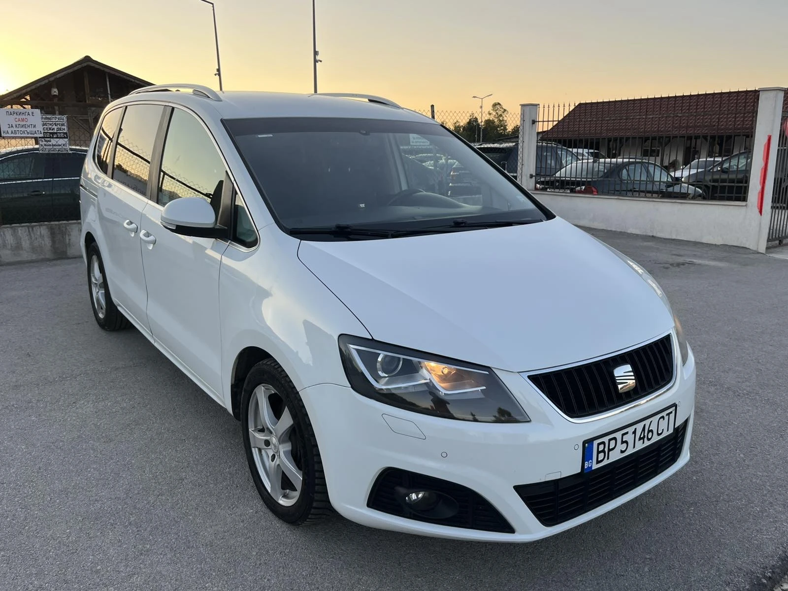 Seat Alhambra FACE 2.0 COMMON RAIL 140кс 7 МЕСТА ОБСЛУЖЕНА , снимка 3 - Автомобили и джипове - 55513805