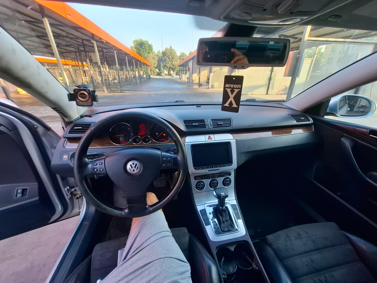 VW Passat 2.0 tdi, снимка 6 - Автомобили и джипове - 55836714