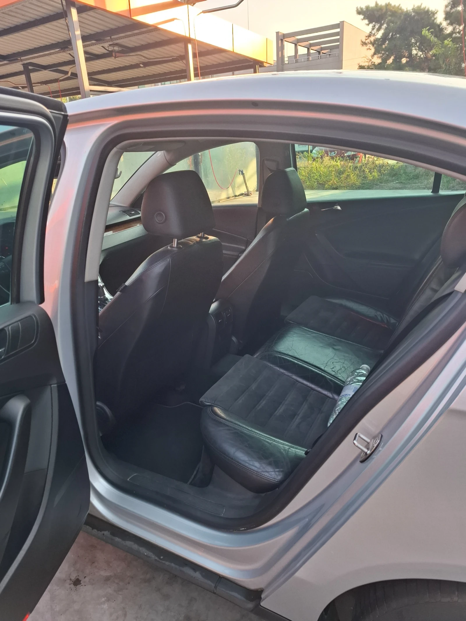 VW Passat 2.0 tdi, снимка 4 - Автомобили и джипове - 55836714