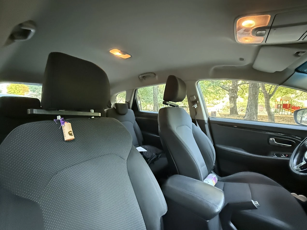Kia Carens 4, снимка 4 - Автомобили и джипове - 55929647