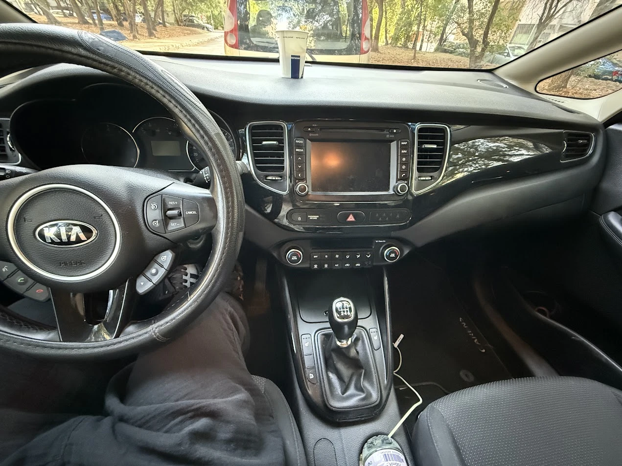 Kia Carens 4, снимка 8 - Автомобили и джипове - 55929647