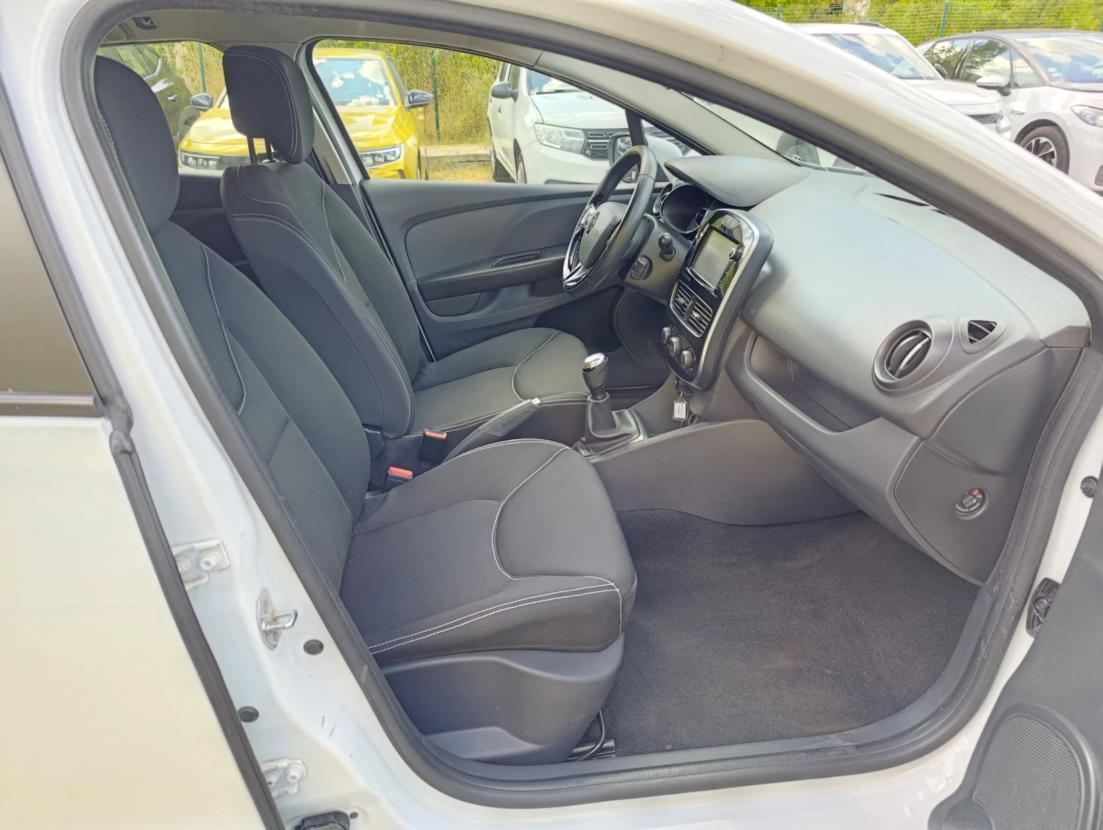 Renault Clio Grandtour 1.5 dCi ������� �� �� | Mobile.bg � ����������� 8