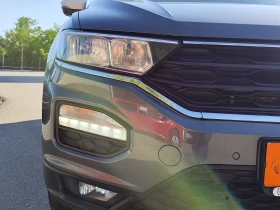VW T-Roc 2.0TDi* DSG* 4X4* LED* NAVI* APP* EURO6B* , снимка 16