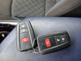 Обява за продажба на Toyota C-HR * АВТО КРЕДИТ* ЦЕНА ДО БГ * Сервизна история *  ~39 600 лв. - изображение 8 | Auto.bg Обява за продажба на Toyota C-HR * АВТО КРЕДИТ* ЦЕНА ДО БГ * Сервизна история *  ~39 600 лв. - изображение 8