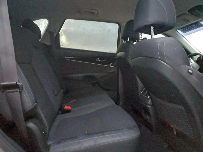Kia Sorento LX* 2.4L, снимка 11 - Автомобили и джипове - 53060614