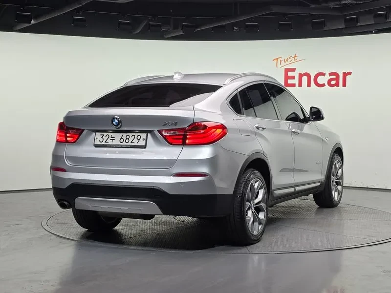 BMW X4 xDrive20D, снимка 2 - Автомобили и джипове - 54227504
