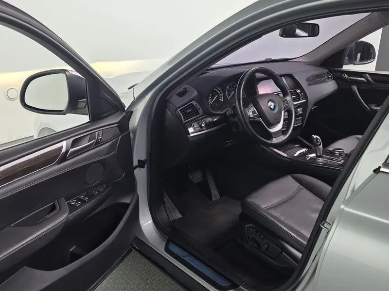 BMW X4 xDrive20D, снимка 11 - Автомобили и джипове - 54227504