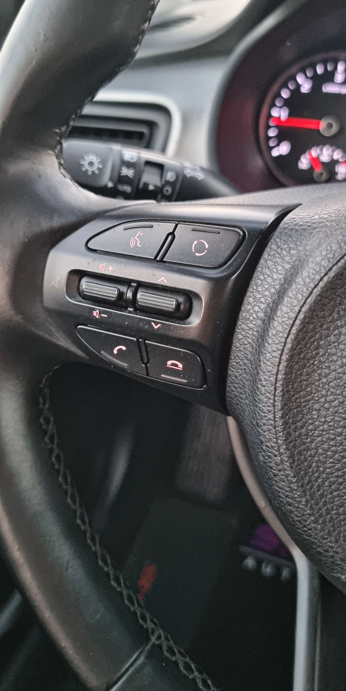 Kia Stonic 1.6 CRDI Style | Mobile.bg   12