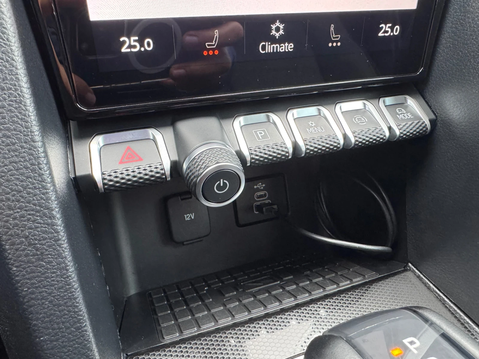 VW Amarok 3.0 TDI PAN AMERICANA, снимка 17 - Автомобили и джипове - 54020028