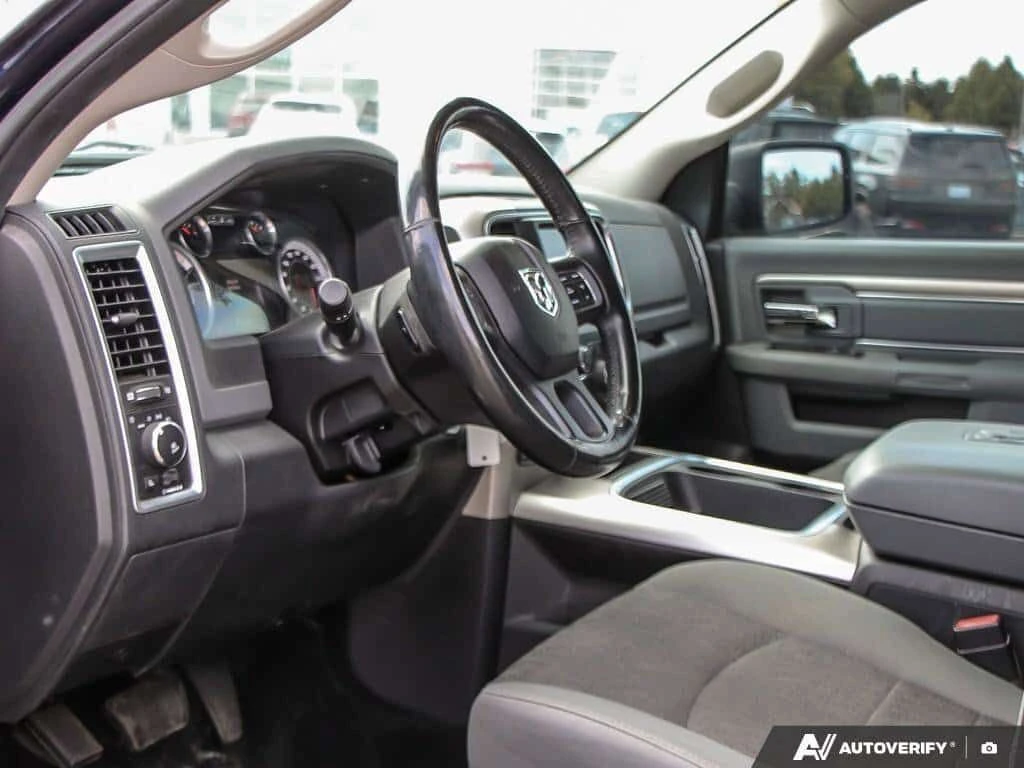 Dodge RAM 1500 * SLT * ФИКСИРАНА ЦЕНА ДО БЪЛГАРИЯ * , снимка 12 - Автомобили и джипове - 54031350