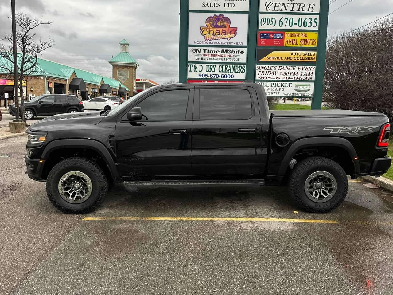 Dodge RAM 1500 6.2L 8cyl | TRX | HEAD-UP | ВЪЗДУШНО | 360 | , снимка 3 - Автомобили и джипове - 54368961