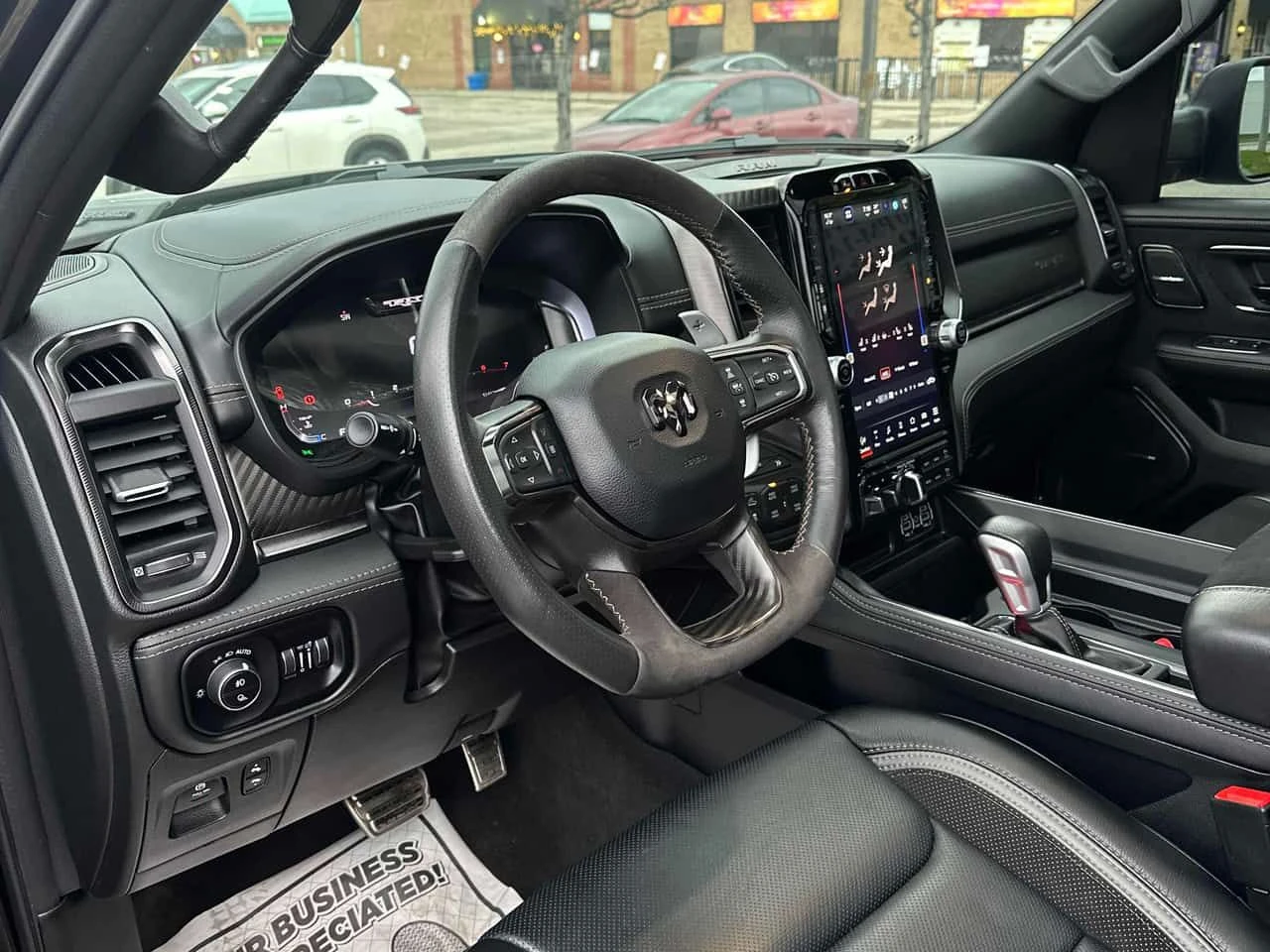 Dodge RAM 1500 6.2L 8cyl | TRX | HEAD-UP | ВЪЗДУШНО | 360 | , снимка 8 - Автомобили и джипове - 54368961
