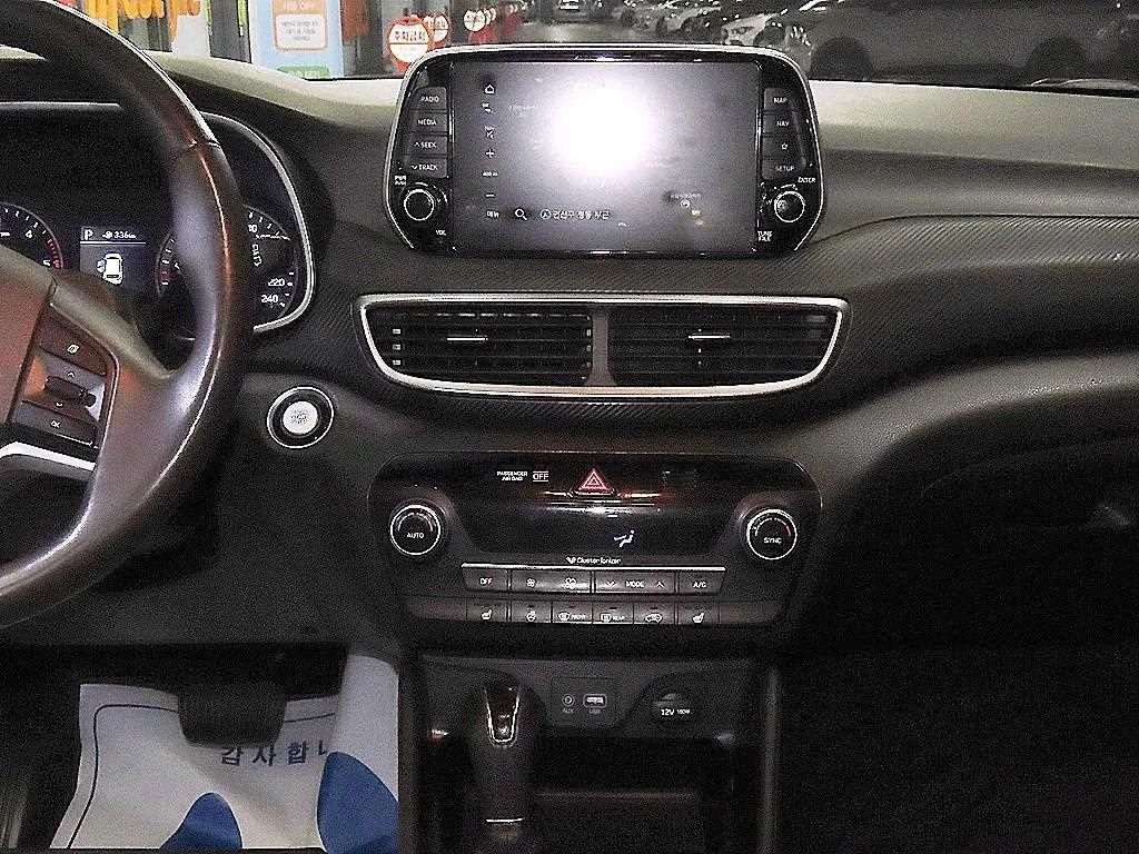 Hyundai Tucson Modern* 2WD* ПОДГРЕВ* ОБДУХВАНЕ, снимка 11 - Автомобили и джипове - 54895672