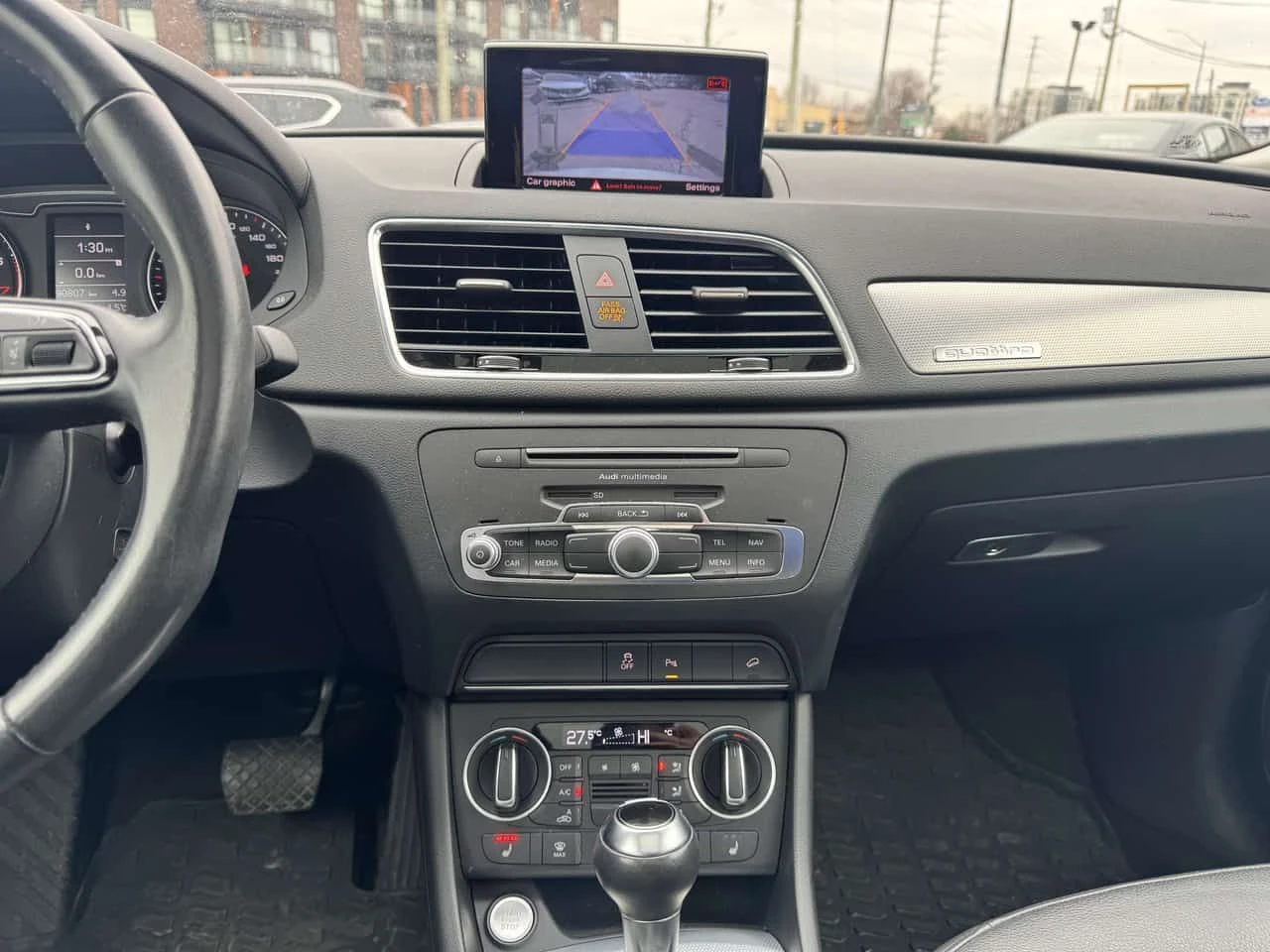 Audi Q3 * Progressiv * CARFAX * БЕЗ ПЪРВОНАЧАЛНА ВНОСКА, снимка 12 - Автомобили и джипове - 54918488