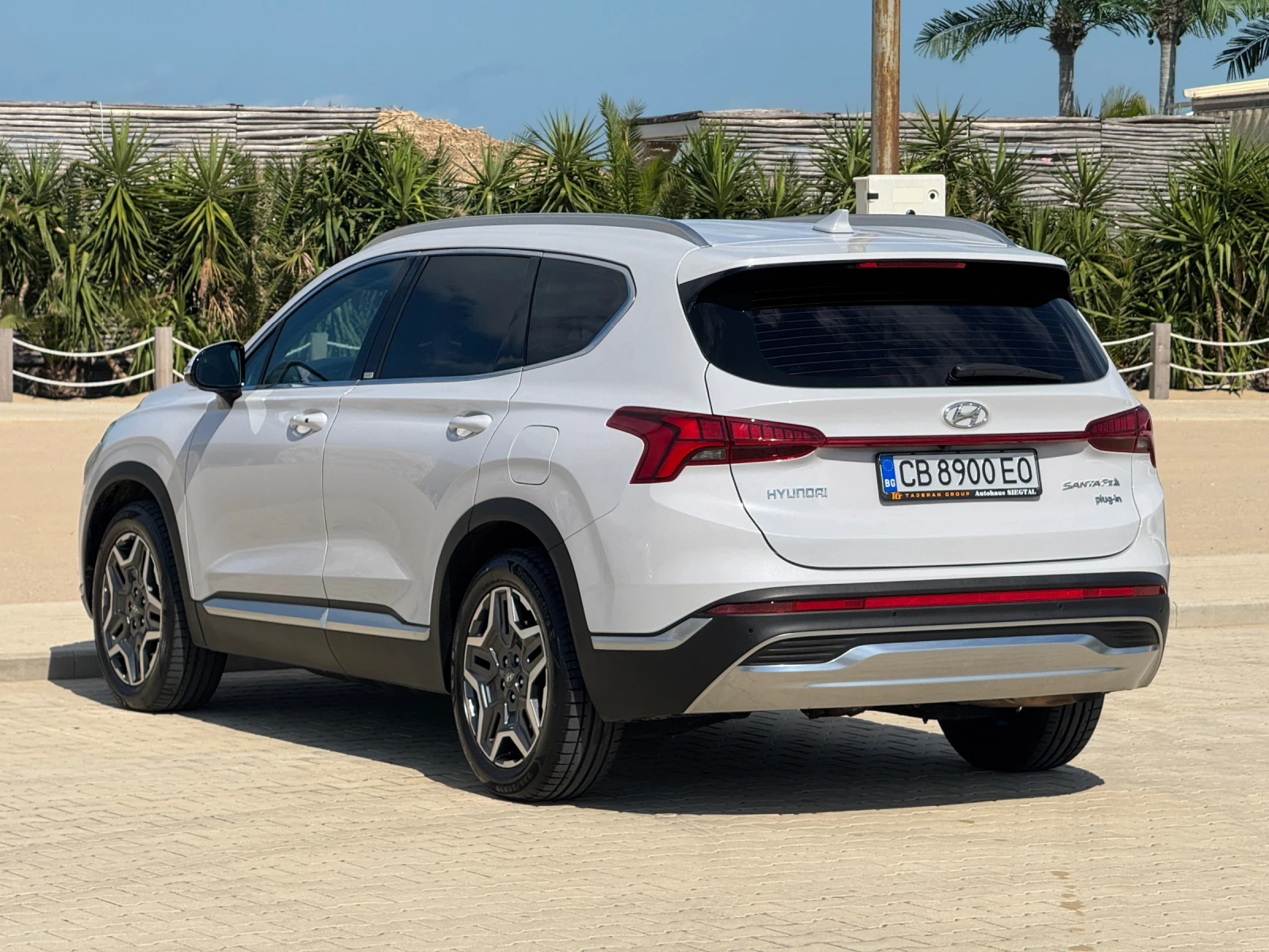 Hyundai Santa fe 1.6 plug in , снимка 2 - Автомобили и джипове - 55011554