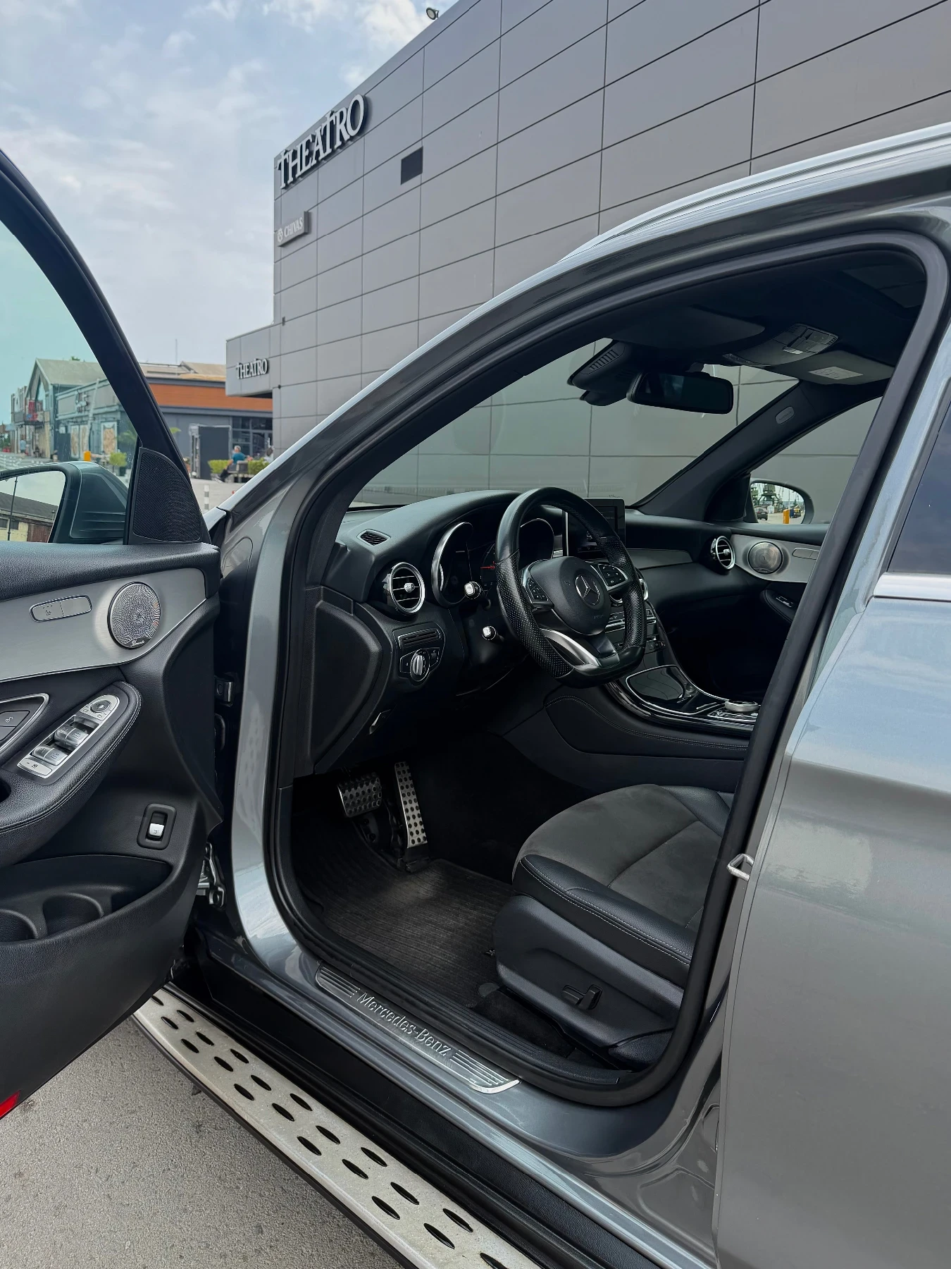 Mercedes-Benz GLC 250 CDI AMG Панорама 9G Keyless Euro 6 , снимка 5 - Автомобили и джипове - 55136302