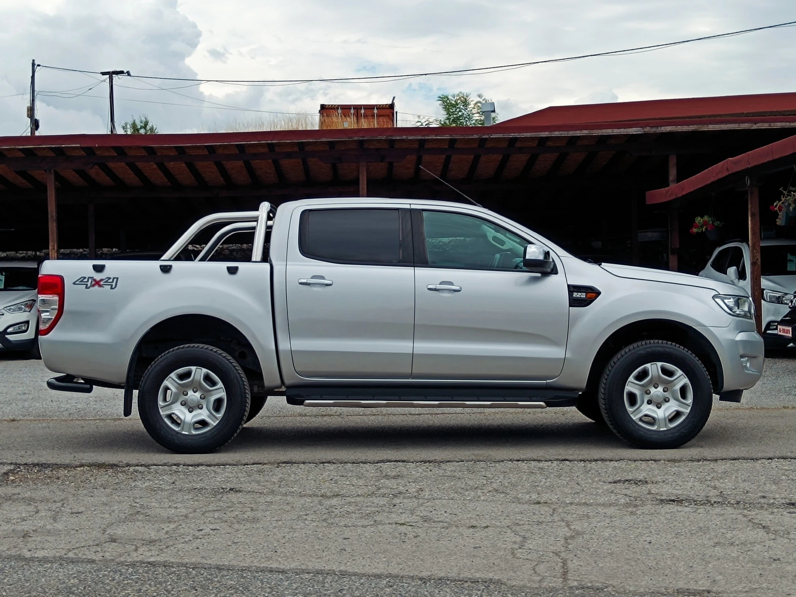 Ford Ranger 2.2 d* 4x4* БАВНИ* БЛОКАЖ* NAVI* EURO 6C* , снимка 4 - Автомобили и джипове - 55148884