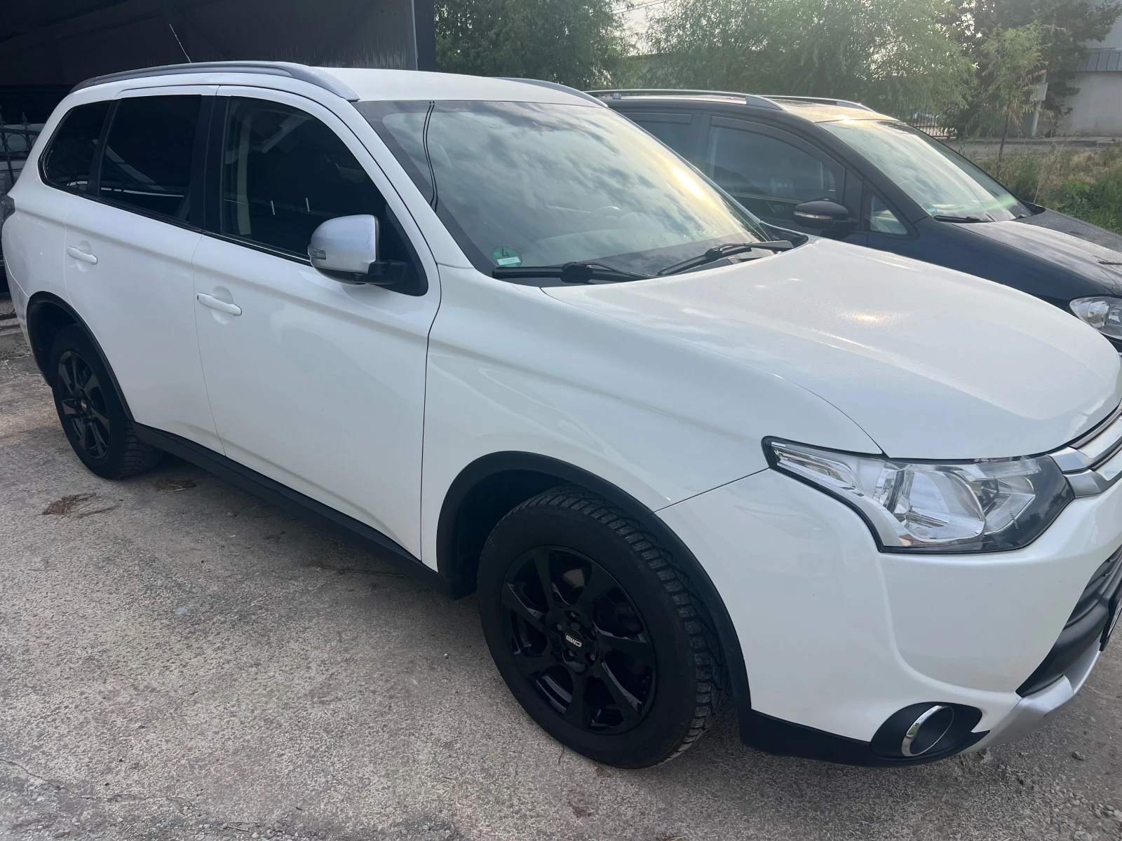 Mitsubishi Outlander Германия перфект, снимка 4 - Автомобили и джипове - 55399850