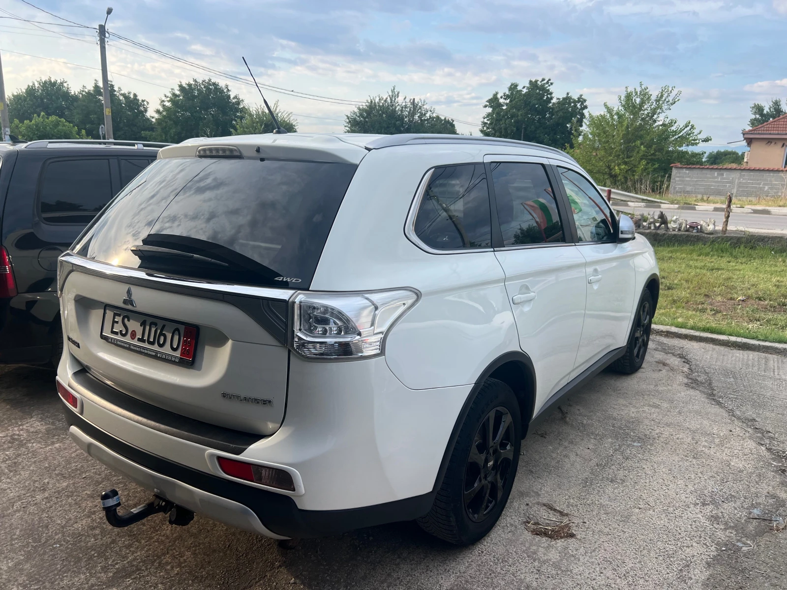 Mitsubishi Outlander Германия перфект, снимка 3 - Автомобили и джипове - 55399850