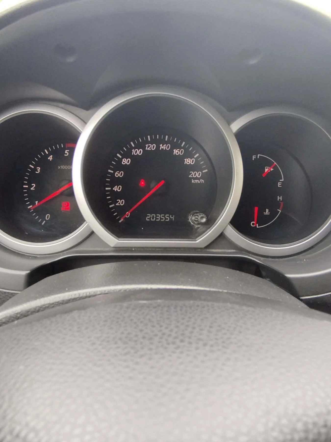 Suzuki Grand vitara 1.9D, снимка 7 - Автомобили и джипове - 55704681