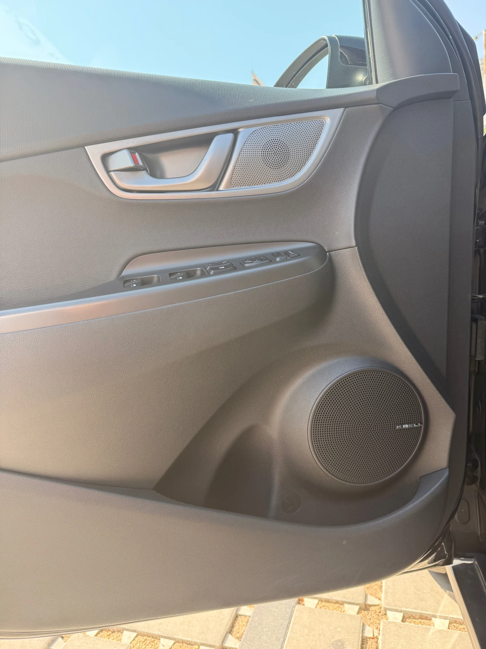 Hyundai Kona Prime 64 kw/h, снимка 13 - Автомобили и джипове - 55806524
