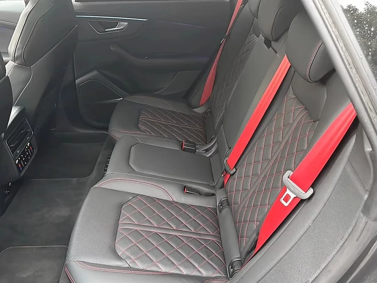 Audi SQ8 4.0TFSI* Quattro* 360* S-line* Matrix, снимка 6 - Автомобили и джипове - 55948273