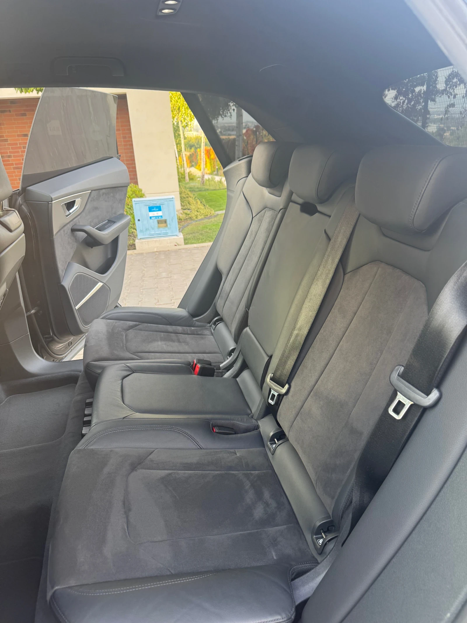 Audi RSQ8 | Mobile.bg � ����������� 12