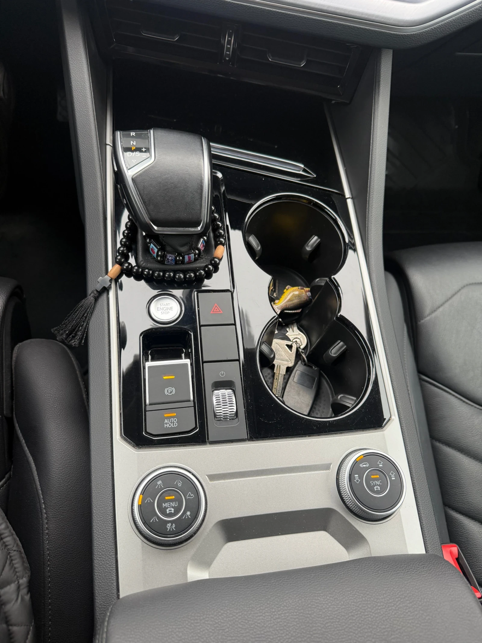 VW Touareg, снимка 13 - Автомобили и джипове - 56571726