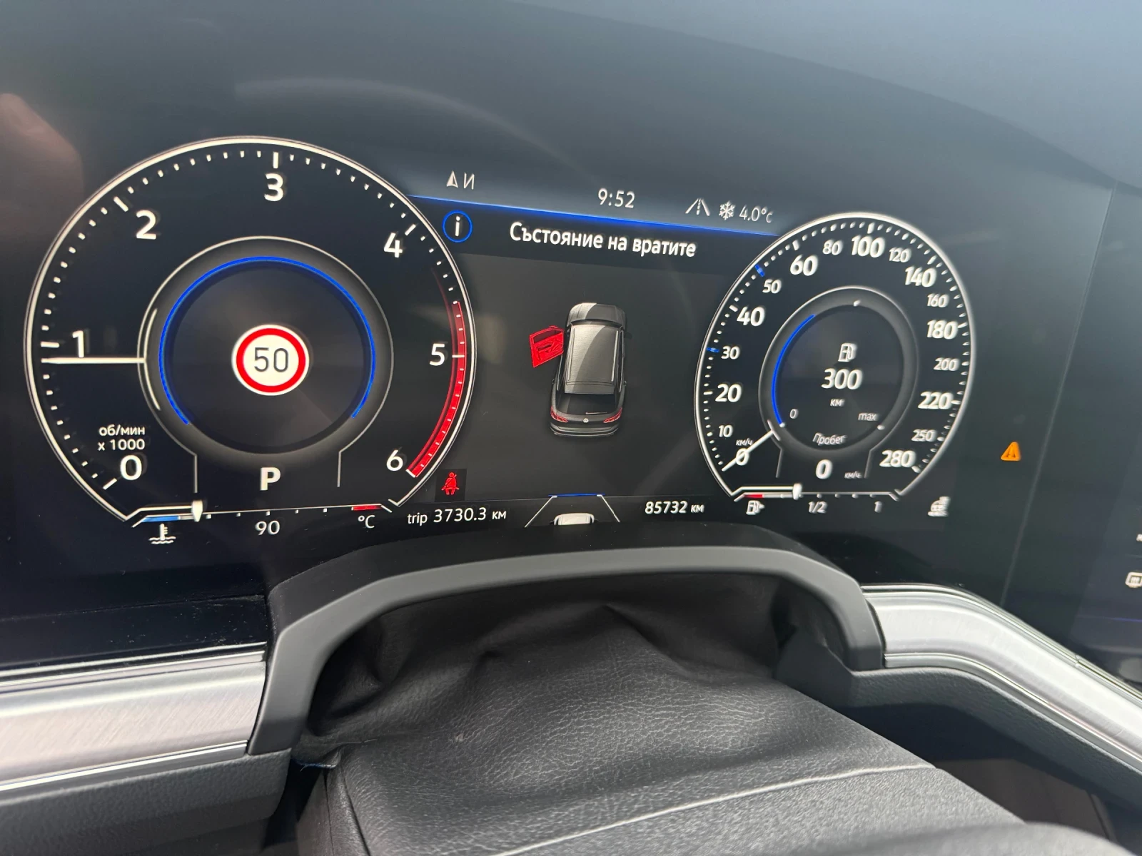 VW Touareg, снимка 11 - Автомобили и джипове - 56571726
