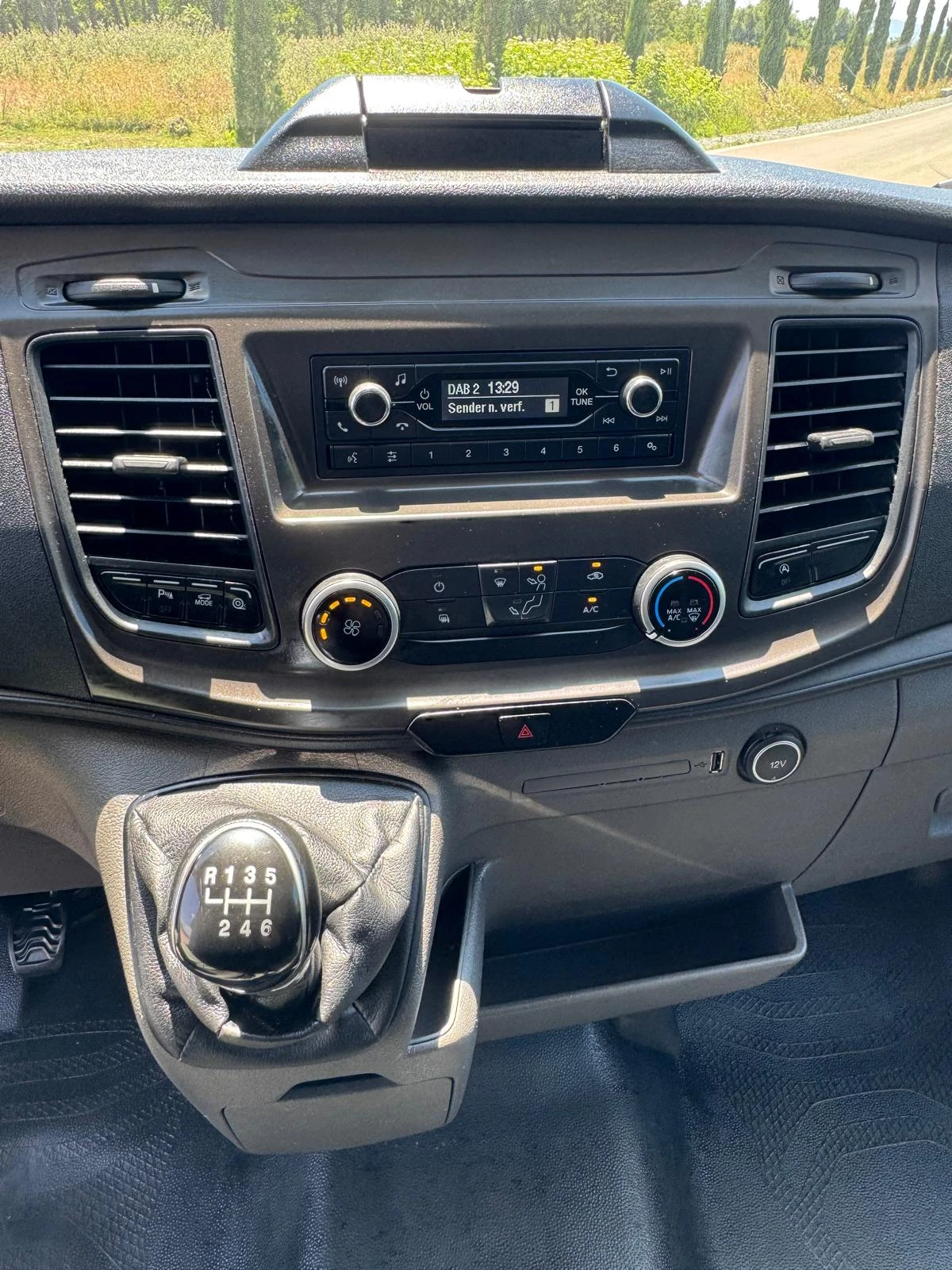 Ford Transit Климатик, снимка 12 - Бусове и автобуси - 55480699