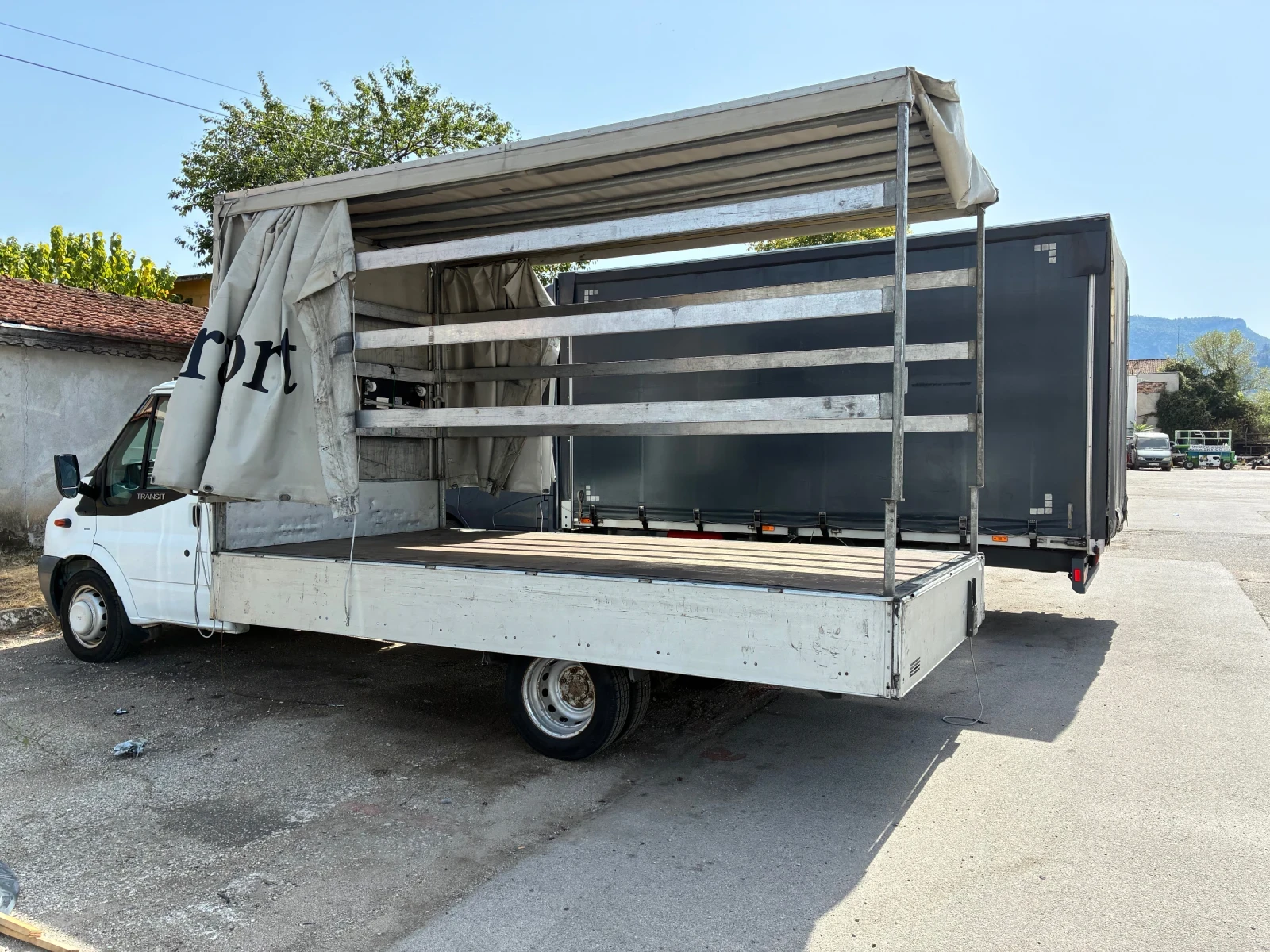 Ford Transit 2.4TDCI T350 климатик!, снимка 6 - Бусове и автобуси - 55860549