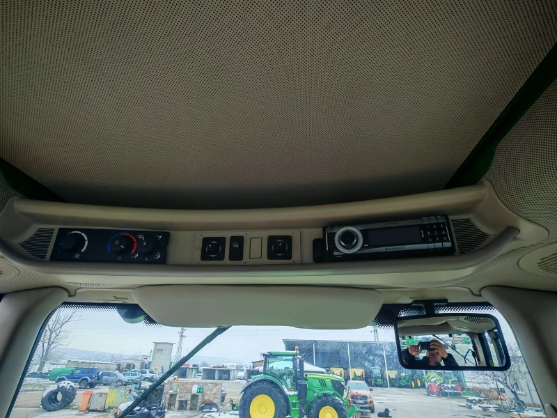 Трактор John Deere 6230 Premium лизинг с първоначална вноска 20 %, снимка 17 - Селскостопанска техника - 53358635